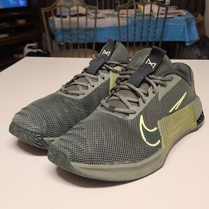 Nike Metcon 9 cross training sneakers size 10 1/2